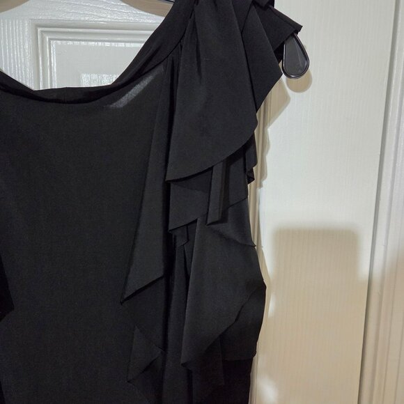 XOXO Black Ruffle Sleeve Top with Gold Chain Detail – Size L - Picture 8 of 11